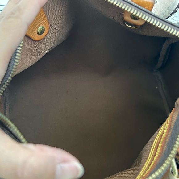 Louis Vuitton Speedy 25 - Picture 7 of 14